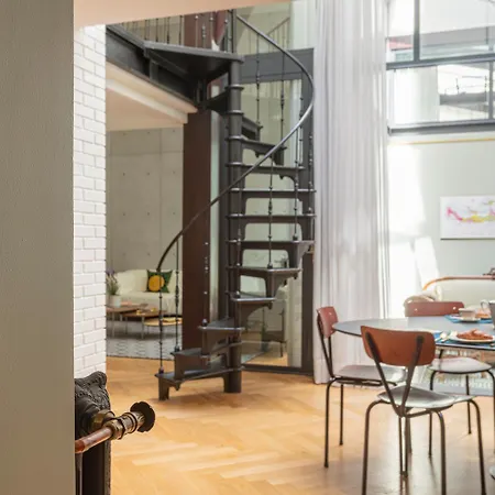 Parisian Loft With Plenty Of Light And Solarium In Bastille Area Apartamento
