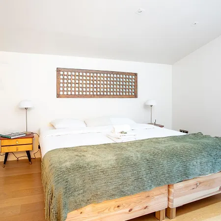 Apartment Parisian Loft With Plenty Of Light And Solarium In Bastille Area Paris